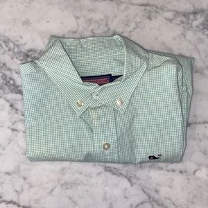 Vineyard vines long sleeve button down shirt